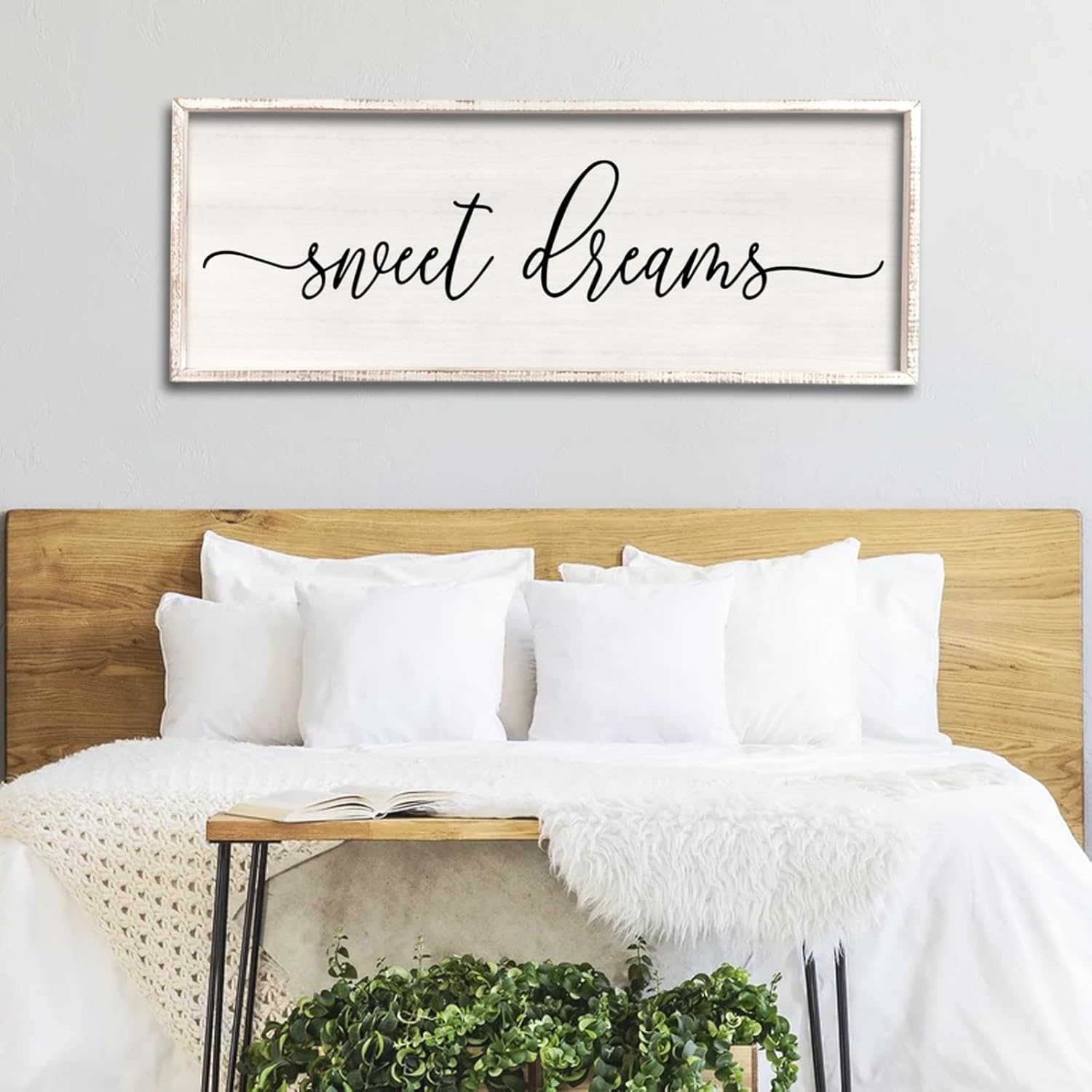 Home Décor Accents