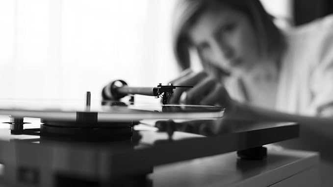 Pro-Ject T1 Turntable - Image 4