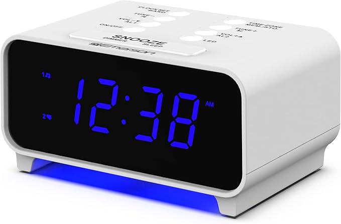 Emerson CKS1500 SmartSet Dual Alarm Clock Radio by Emerson