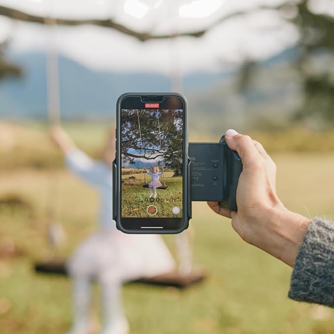 ShiftCam ProGrip Starter Kit – DSLR-Style Phone Camera Grip - Image 6