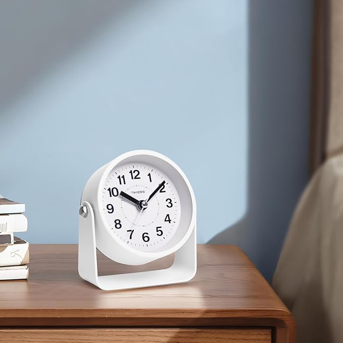 Analog Alarm Clock, Silent Non-Ticking Quartz Movement, Battery-Operated - Image 7
