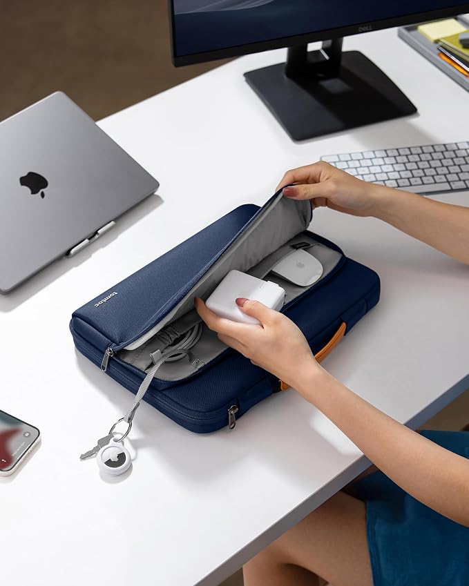 tomtoc 360 Protective Laptop Carrying Case - Image 9
