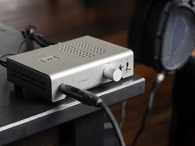 Schiit Magni Unity Fully Discrete Headphone Amp and Preamp - Image 3