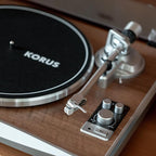 KORUS Record Player with External Speakers, Belt-Drive Turntable 2-Speed - Image 9