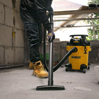 DEWALT Shop Vacuum 6 Gallon 4HP Poly Wet Dry Vacuum Ultimate Cleaning Solution - Image 5