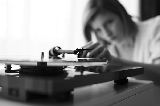 Pro-Ject T1 Phono SB Turntable - Image 2