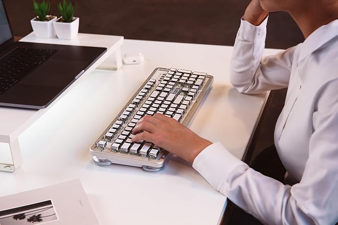 Azio RC Prestige Mechanical Keyboard, Hot-Swappable Switches - Image 6