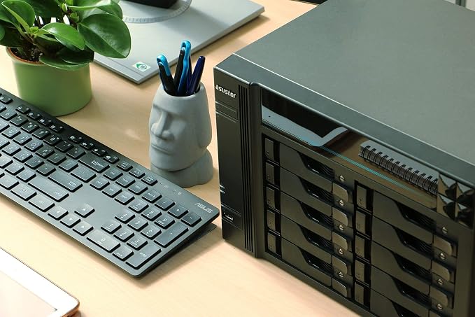 Asustor Lockerstor 10 Pro AS7110T 10 Bay NAS - Image 4