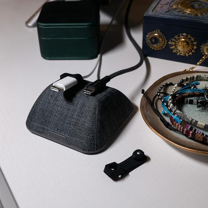 Smartish® Magnetic Cord Holder - Image 9