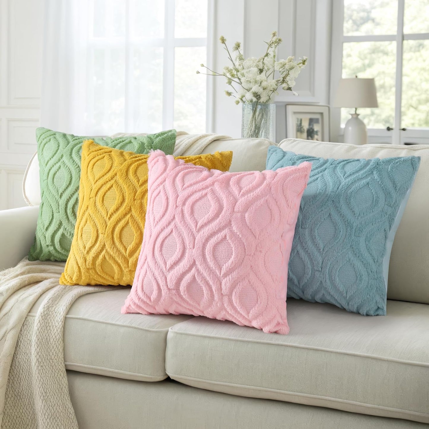 decorUhome Throw Pillow Covers 22x22 Inch Set of 2, Soft Plush Decorative Faux Fur Light Pink Solid Couch Pillow Covers, Accent Farmhouse Neutral Square Euro Pillow Cases for Sofa Bed Living Room