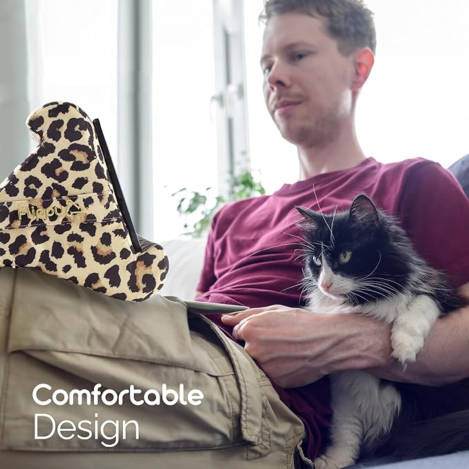 Flippy Tablet Pillow Stand - Image 7
