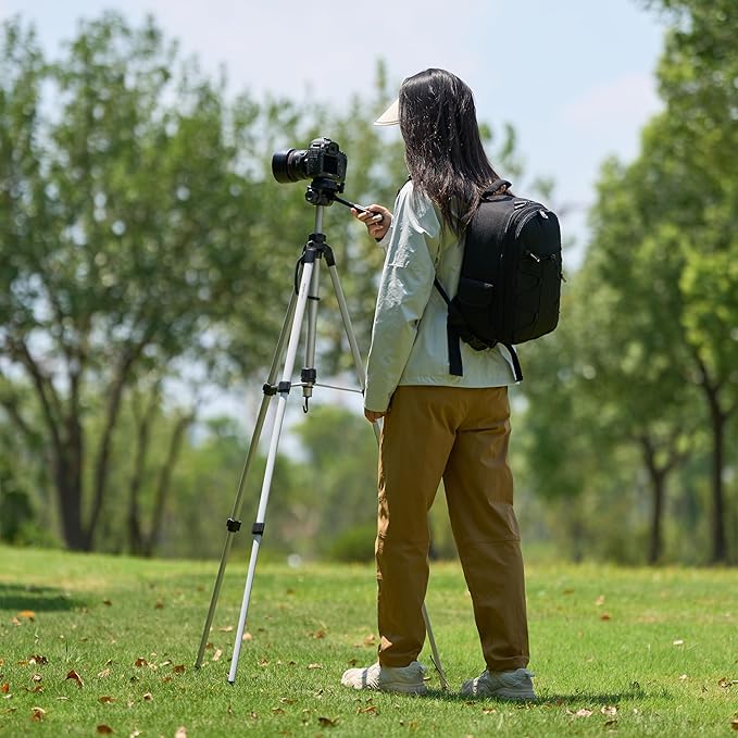 Amazon Basics 60 inch Lightweight Tripod - Image 9