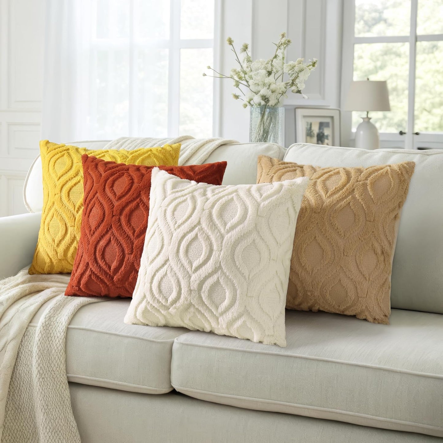 decorUhome Throw Pillow Covers 24x24 Inch Set of 2, Soft Plush Decorative Faux Fur Light Brown Solid Couch Pillow Covers, Accent Farmhouse Neutral Square Euro Pillow Cases for Sofa Bed Living Room