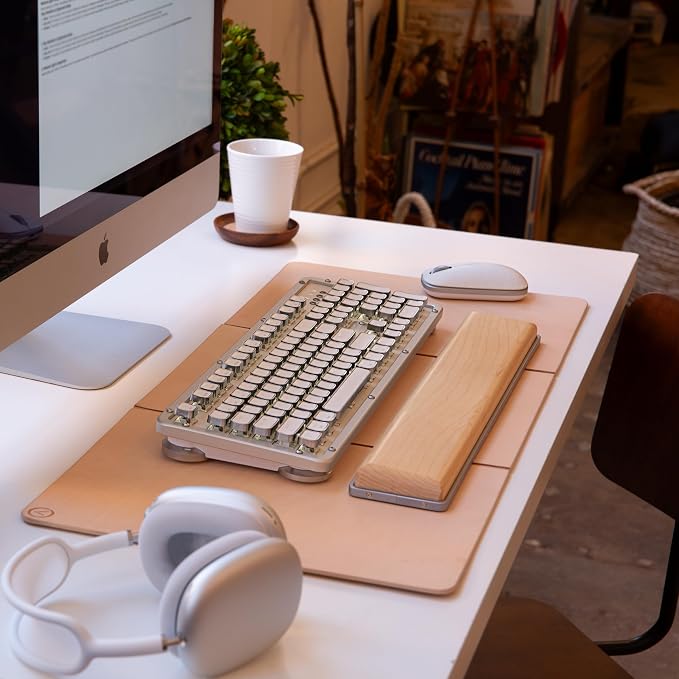 Azio RC Prestige Mechanical Keyboard, Hot-Swappable Switches - Image 5