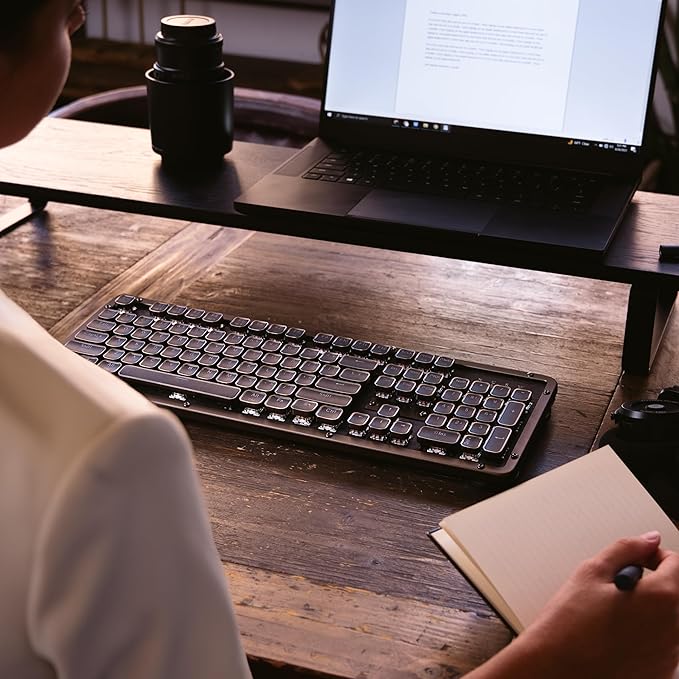Azio RC Prestige Mechanical Keyboard, Hot-Swappable Switches - Image 6