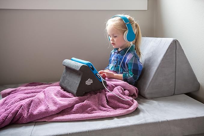 Flippy Tablet Pillow Stand and Holder - Image 8