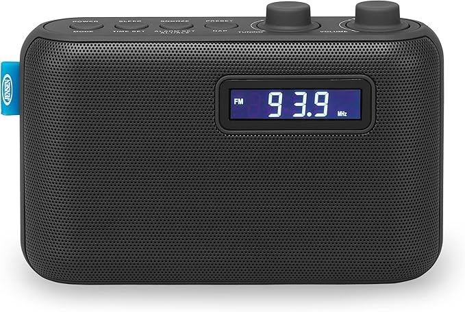 JENSEN SR-50 Portable AM/FM Digital Radio by Jensen