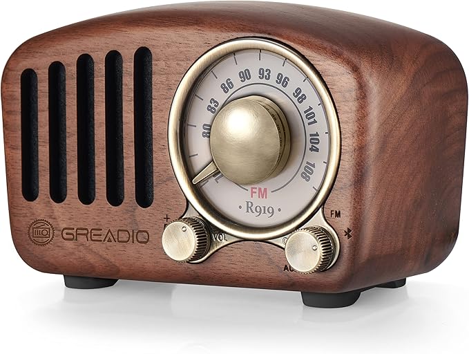 Vintage Radio Retro Bluetooth Speaker- Greadio Walnut Wooden FM Radio by Greadio